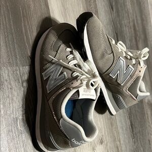 New Balance Gray Sneakers Athletic Casual Design